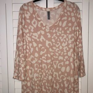 Rose Cheetah Print Ribbed V-Neck Blouse